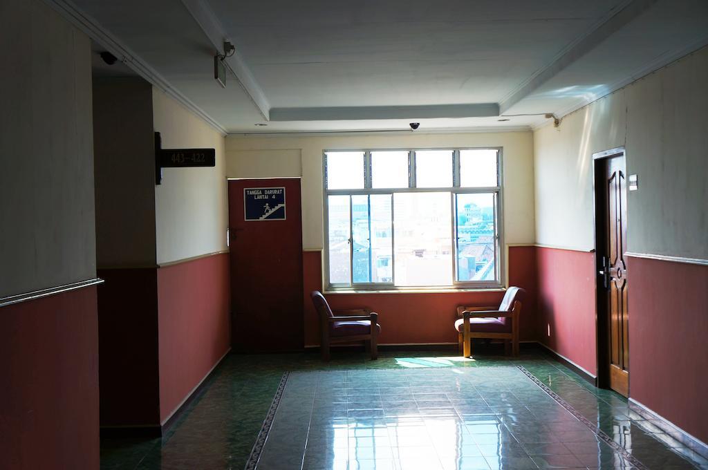 Hotel Duta パレンバン エクステリア 写真